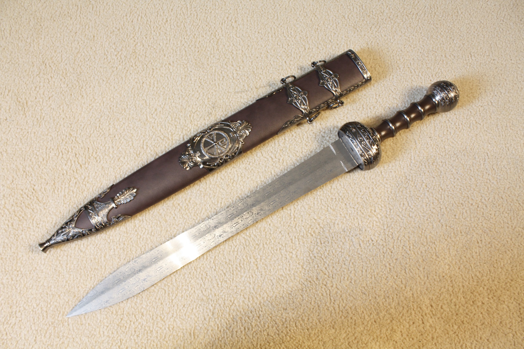 thumbnail image 2 of Kidan 31-Inch Roman Gladius Sword - Stainless Steel Gladiator Sword Inspired By Julius Caesar Era - Display & Collection Piece 2 of 12